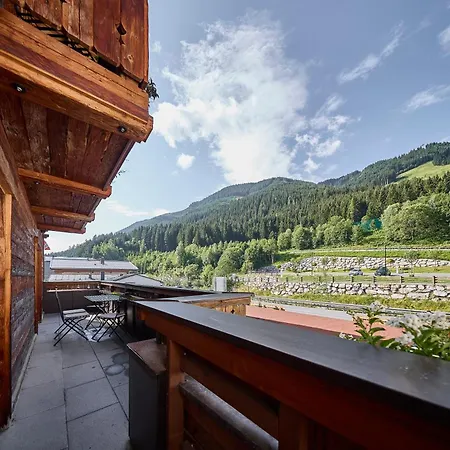 Apart-hotel Boutique Bergliebe Inklusive Joker Card Sommer Saalbach-Hinterglemm